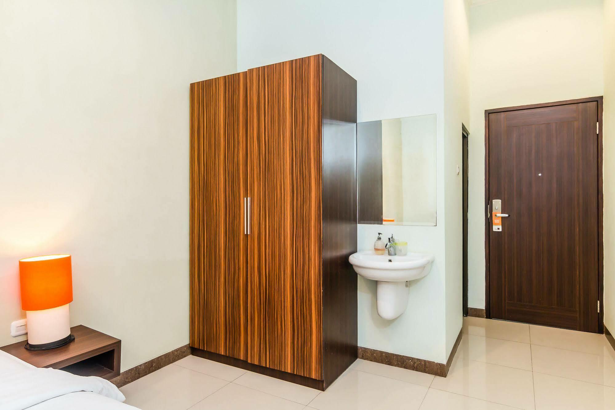Zen Rooms By Pass Nusa Dua Нуса-Дуа Экстерьер фото